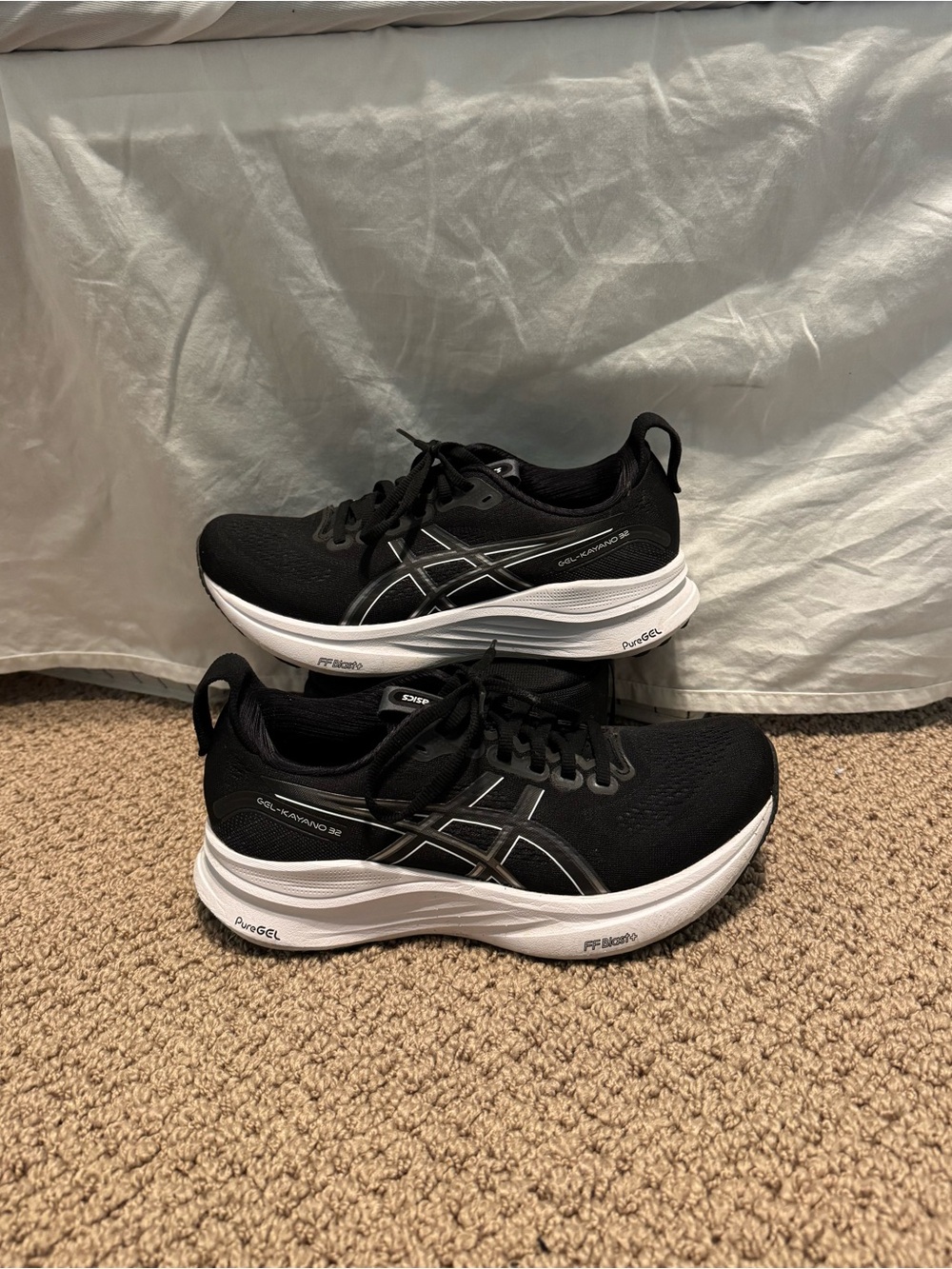 ASICS Gel-Kayano 32 Women’s running shoes
